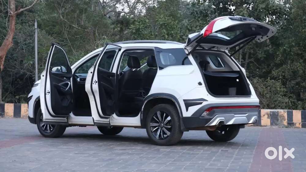 Mg Hector White Colour
