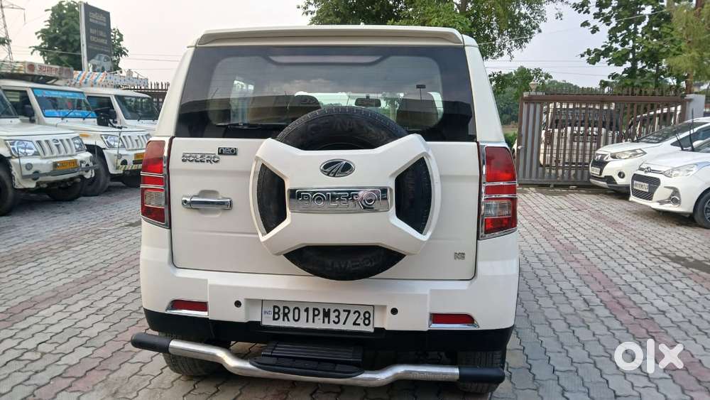 Mahindra Bolero Neo N8, 2021