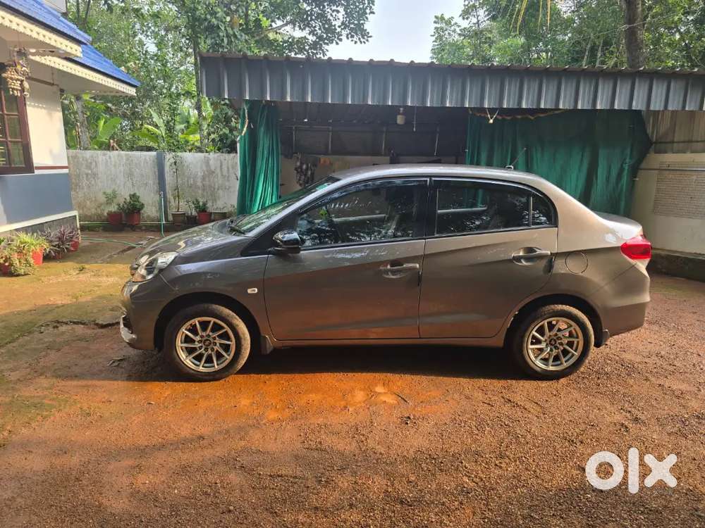 Honda Amaze 2014 Petrol Well Maintained