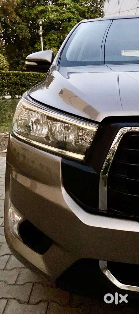 Toyota Innova Crysta 2.4 G Plus Mt, 2017, Diesel