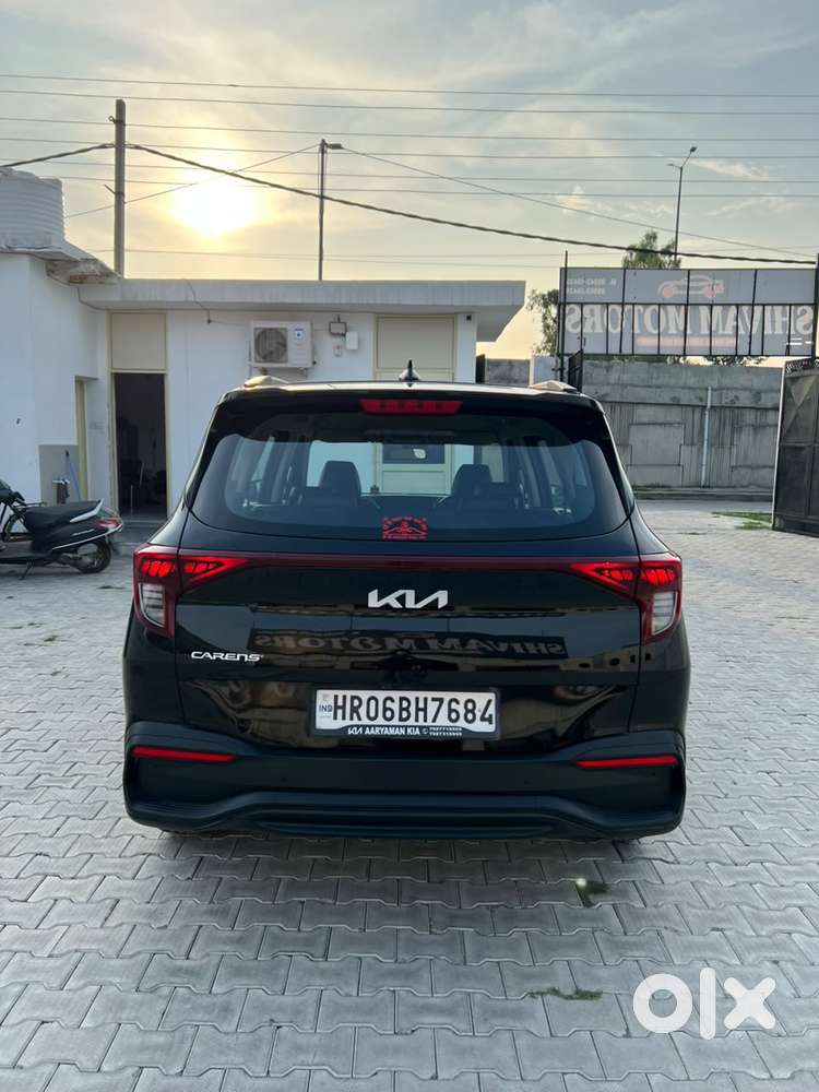 Kia Carens G 1.5 6mt Premium (o) 7-seater, 2024, Petrol