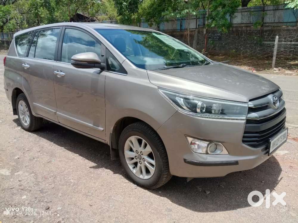 Toyota Innova Crysta [2020-ongoing] 2.4 Vx 7 Str, 2017, Diesel