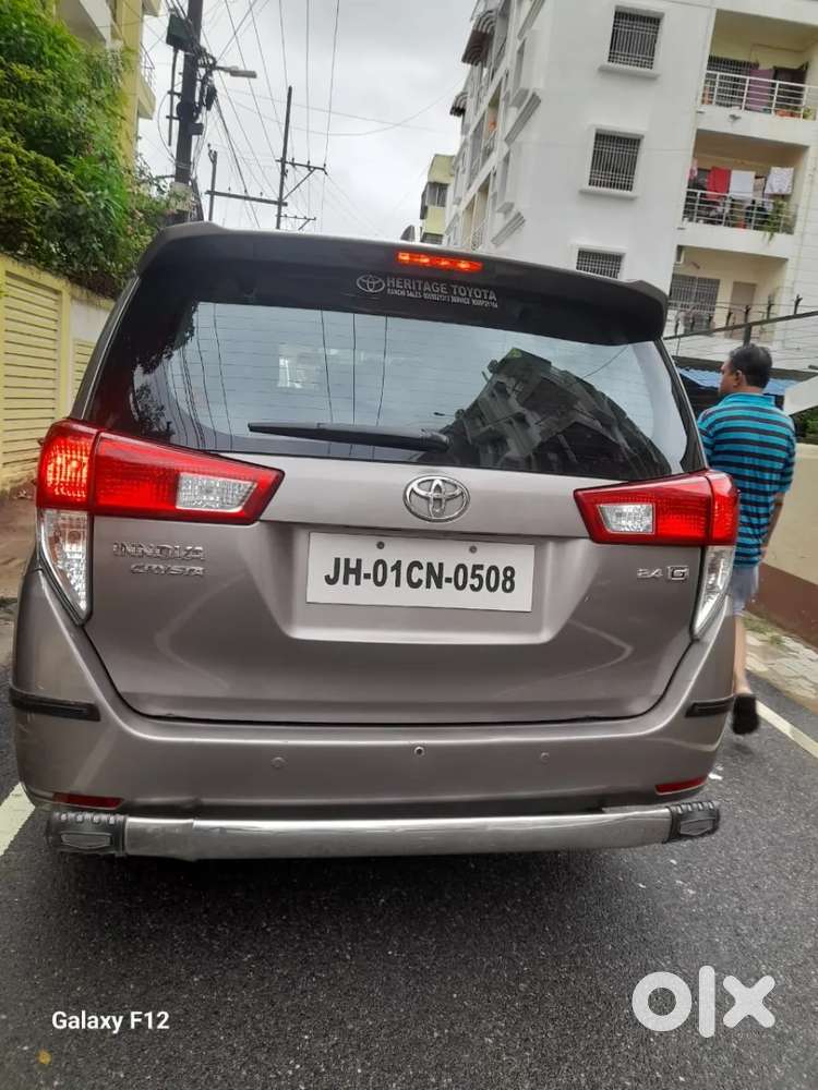 Toyota Innova Crysta G 8 Str, 2017, Diesel