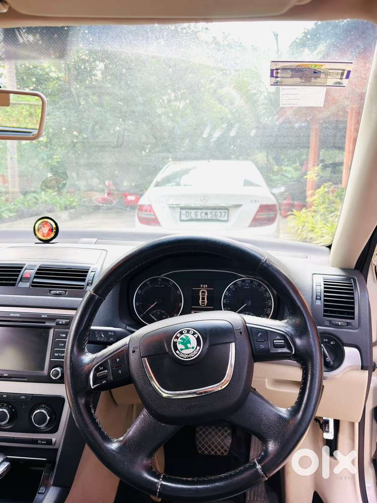 Skoda Laura 1.8 Petrol 2013