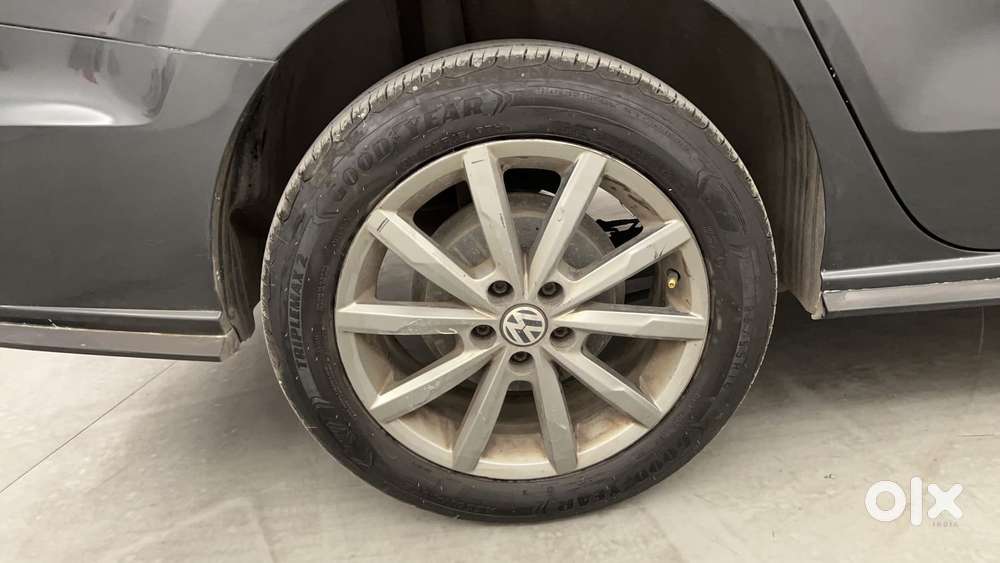Volkswagen Vento 1.0 Highline Plus At, 2019, Petrol