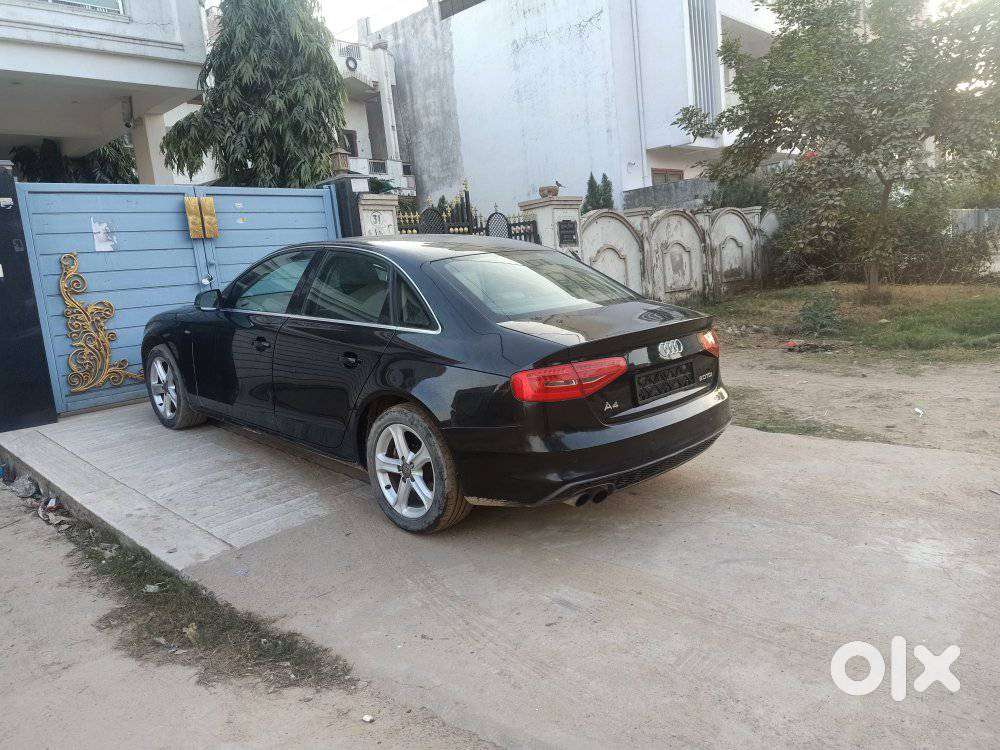 Audi A4 2.0 Tdi Premium With Sunroof, 2012, Diesel