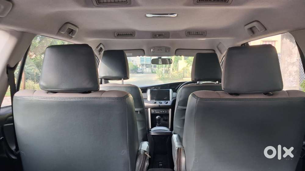 Toyota Innova Crysta 2.4 G Mt 7 Str, 2016, Diesel