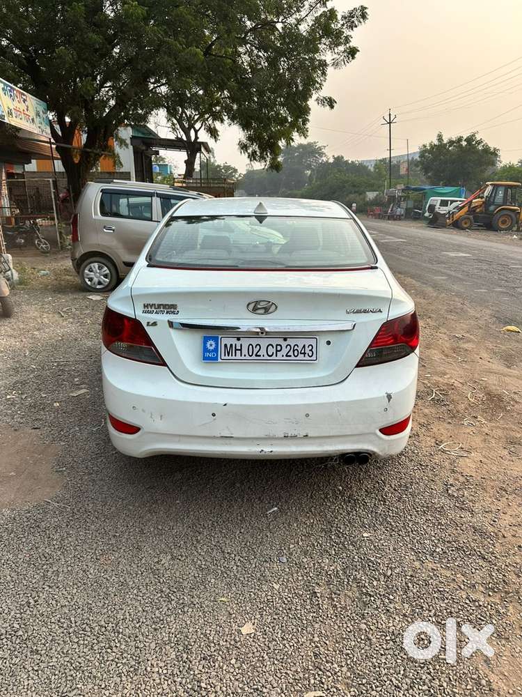 Hyundai Fluidic Verna 2012