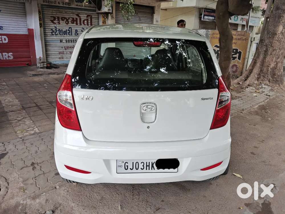 Hyundai I10 20015 Petrol 105000 Km Driven