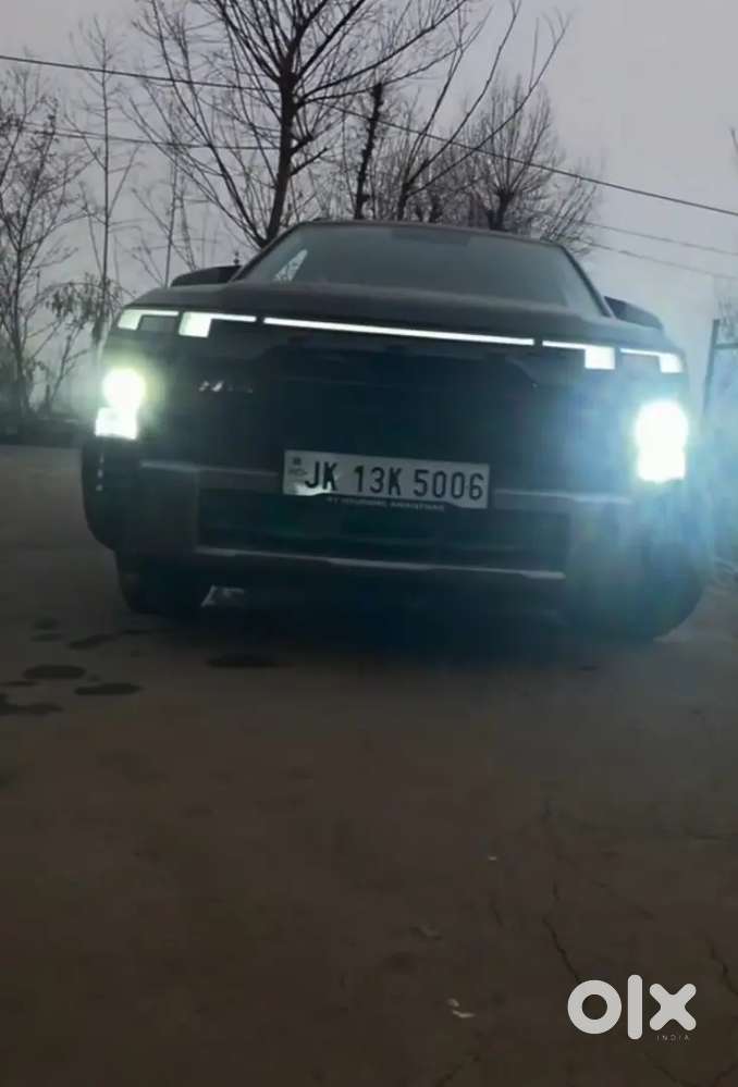 All Hyundai Geniune Partsl Fitted In This Car.