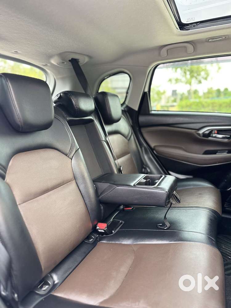 Toyota Urban Cruiser Hyryder 1.5 V Hybrid, 2024, Cng & Hybrids