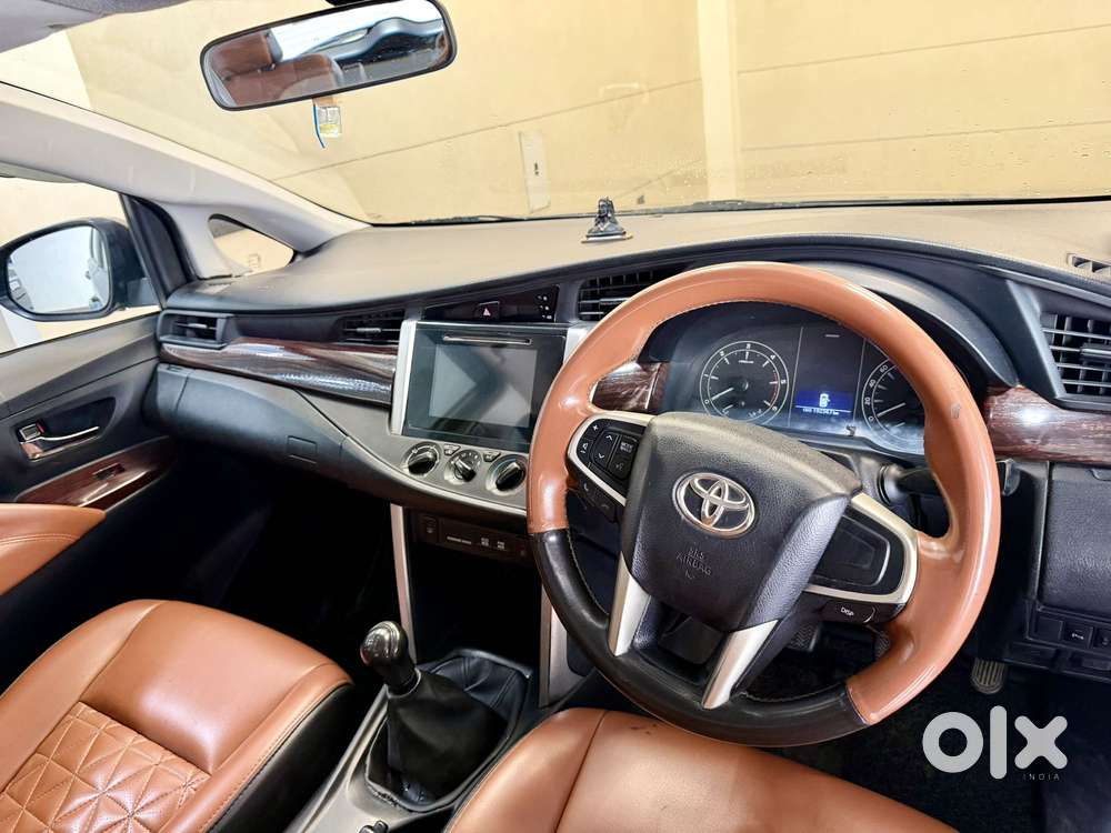 Toyota Innova Crysta 2.4 G Mt, 2019, Diesel