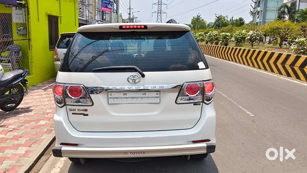 Toyota Fortuner 2011-2016 4x4 Mt, 2014, Diesel