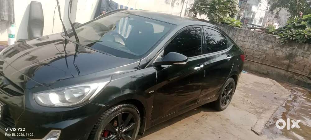 Hyundai Verna 2013 Diesel 120000 Km Driven