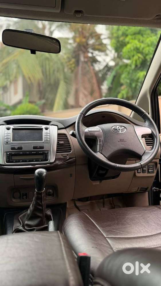 Toyota Innova 2.5 V 7 Str, 2015, Diesel