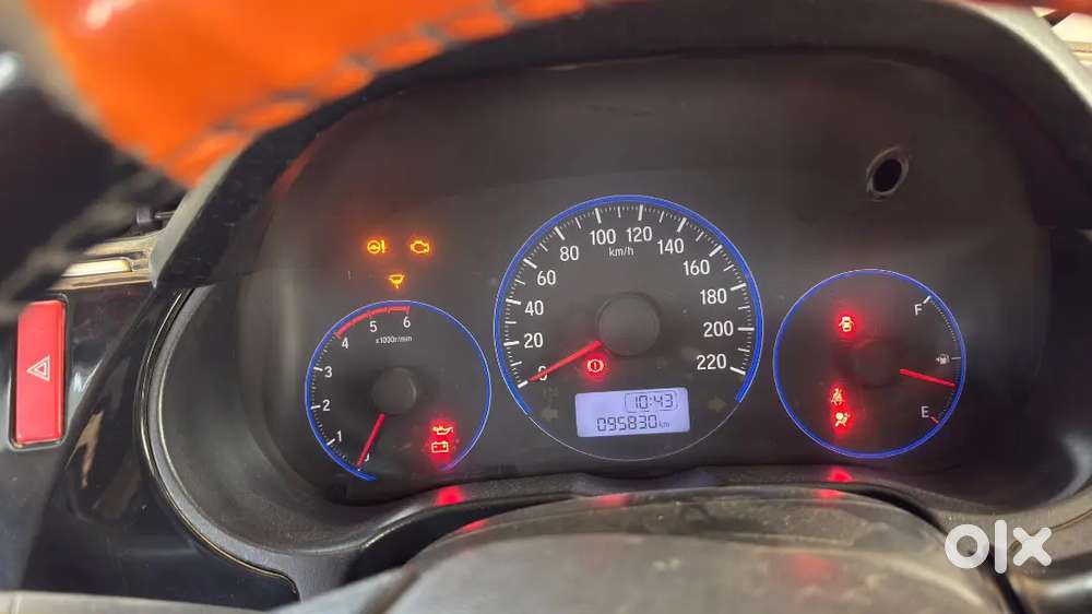 Honda City 2014 3rd Owner Pratapgarh Rto दर्ज है