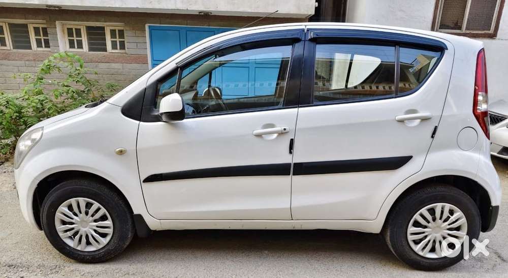 Maruti Suzuki Ritz Vxi, 2011, Petrol