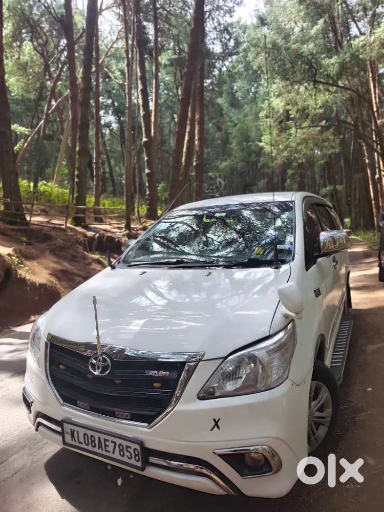 Toyota Innova 2005 Diesel 8 Str