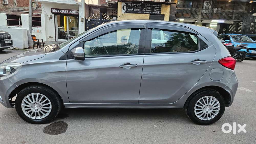 Tata Tiago 1.05 Revotorq Xz, 2018, Petrol