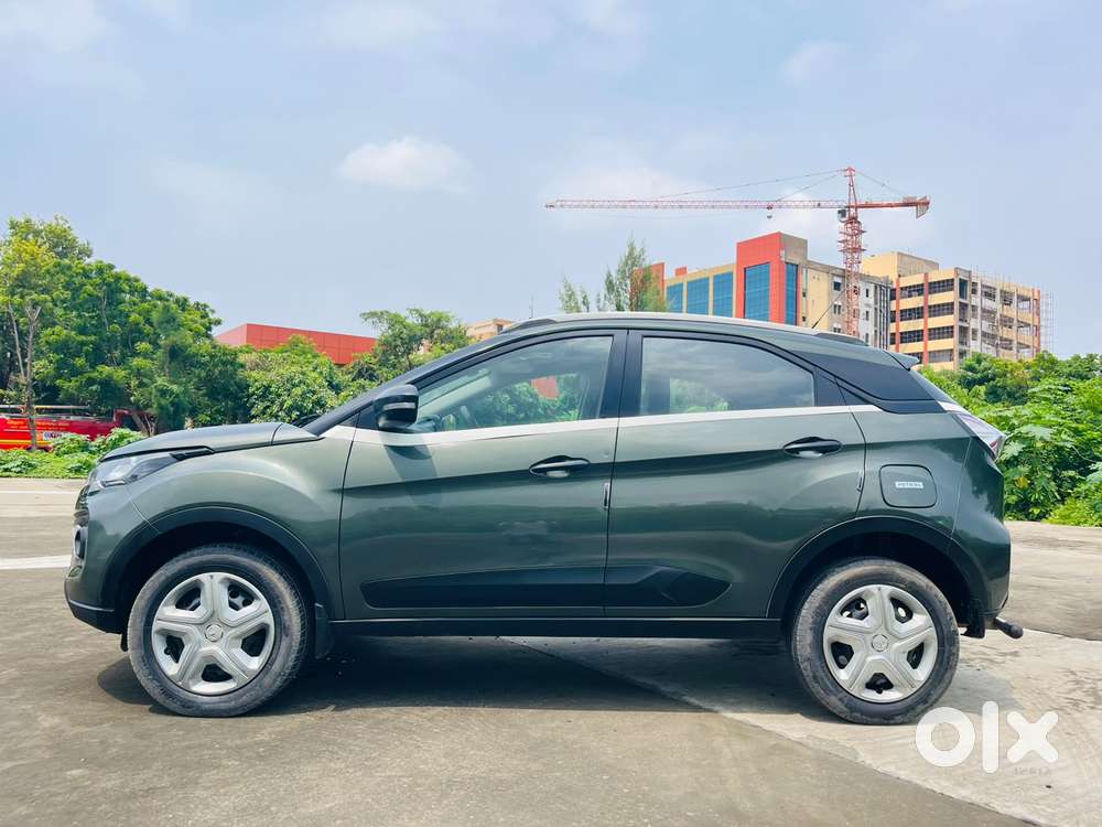 Tata Nexon 1.2 Revotron Xm (s), 2021, Petrol