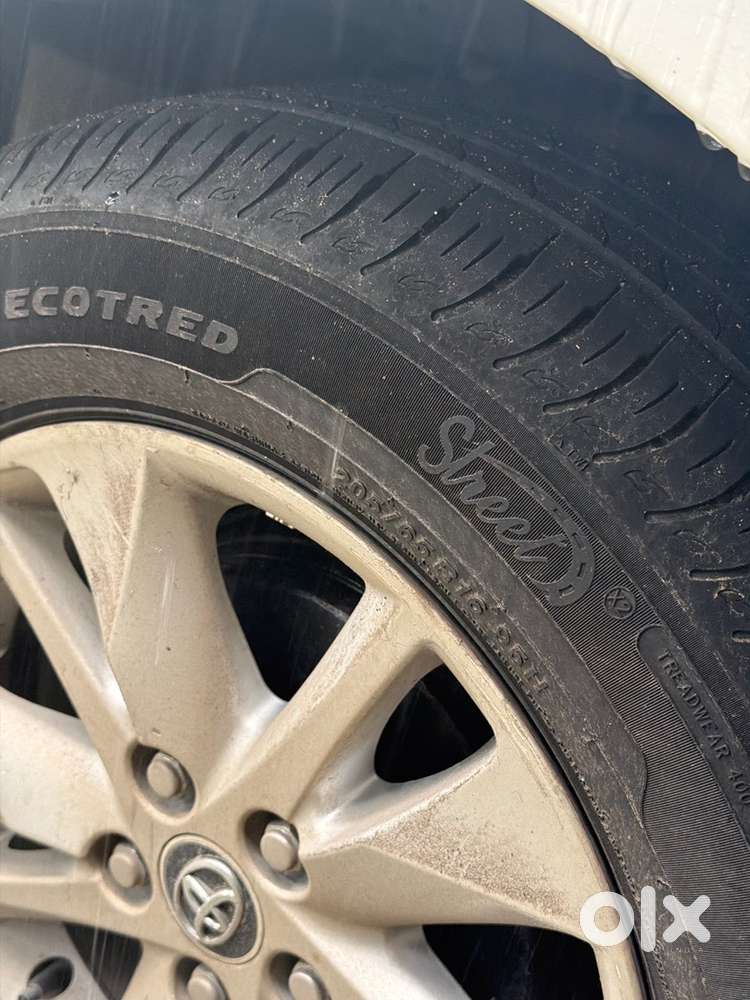 Toyota Innova Crysta 2018