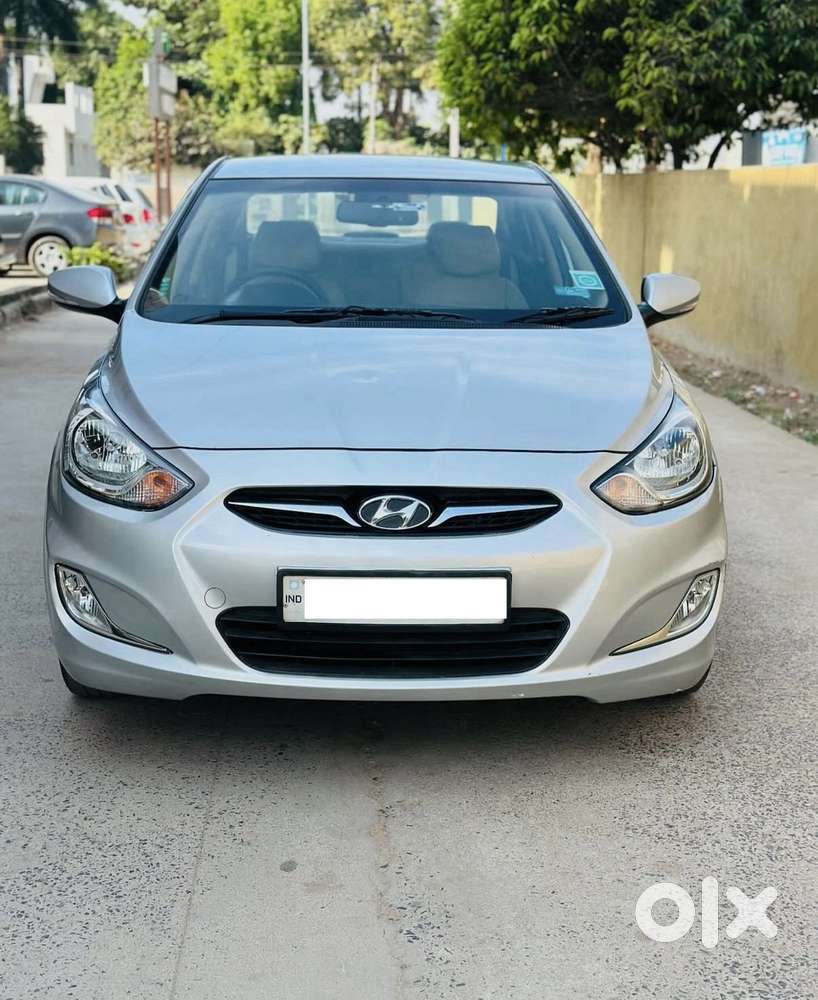 Hyundai Verna 1.6 Sx Vtvt, 2013, Petrol