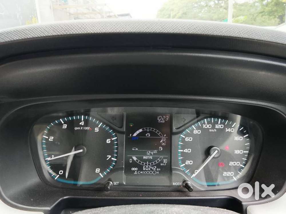 Tata Punch 1.2 Revotron Accomplished Camo Dazzle, 2022, Petrol