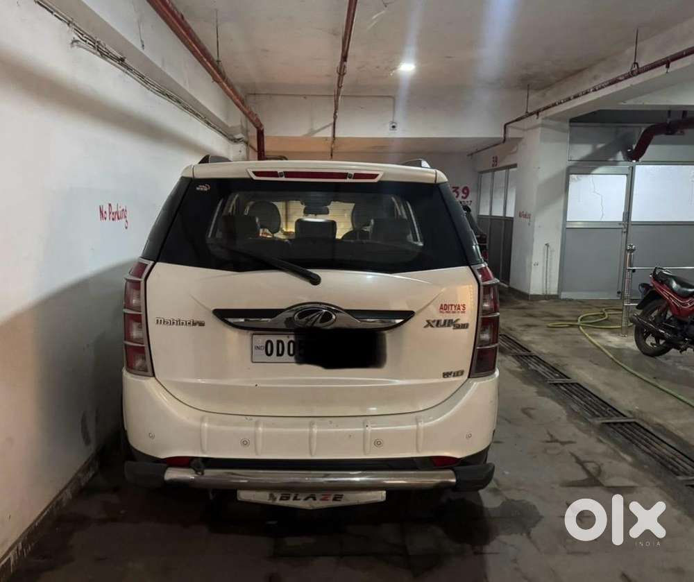 Mahindra Xuv500 Diesel Car 2017 W10 - Top Model