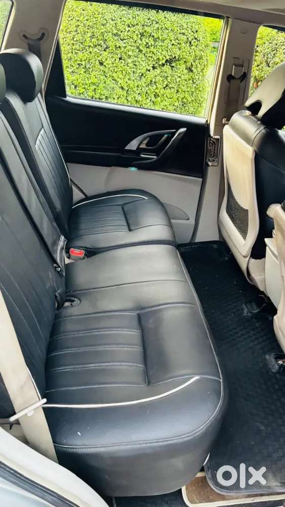 Mahindra Xuv500 2016 Diesel Well Maintained