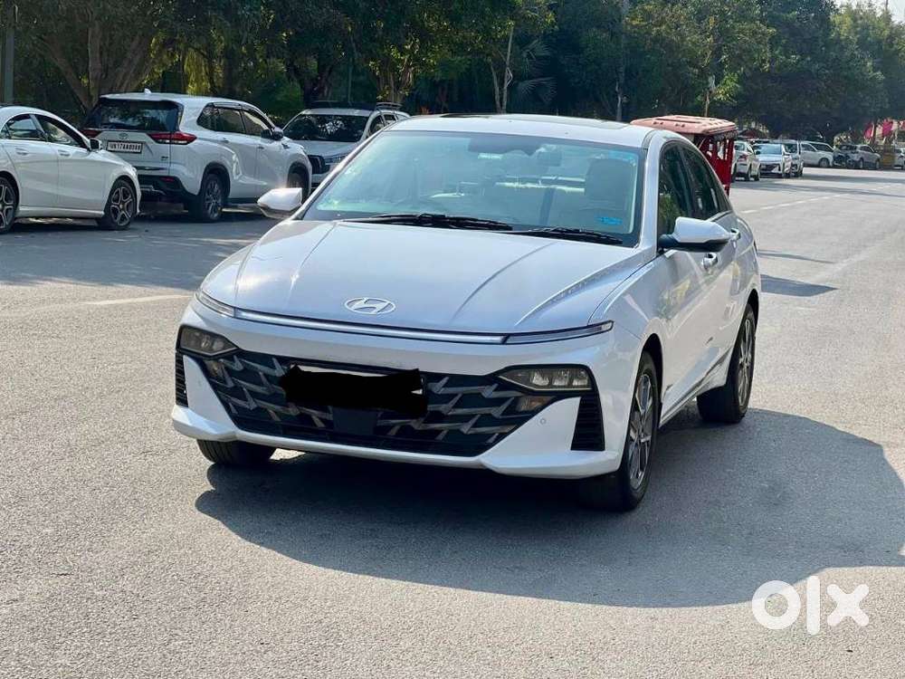 Hyundai Verna 1.5 Sx (o) Ivt, 2023, Petrol