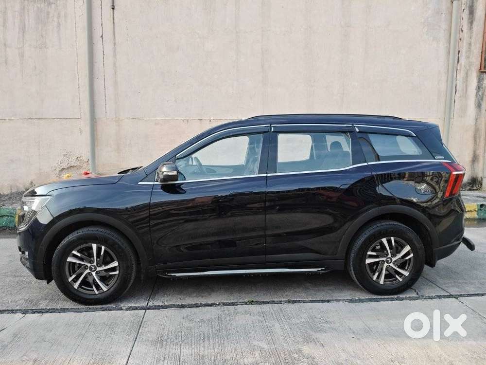 Mahindra Xuv700 2.0 Ax 5 Petrol Mt Str, 2024, Petrol