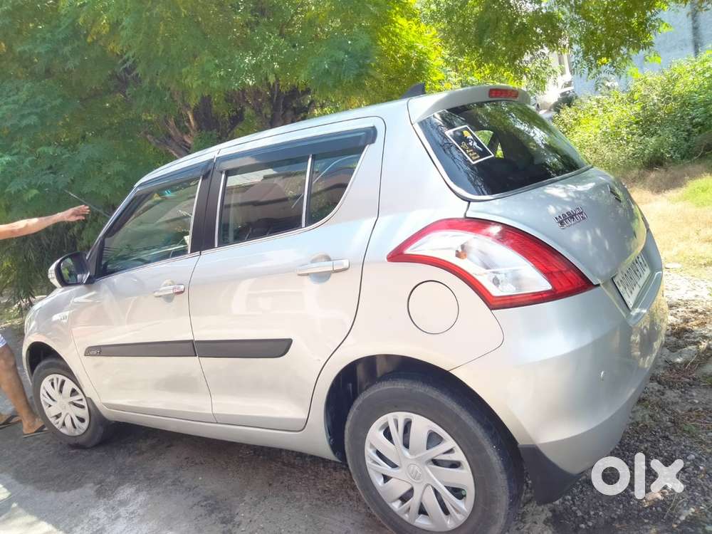 Maruti Swift Vxi 2017