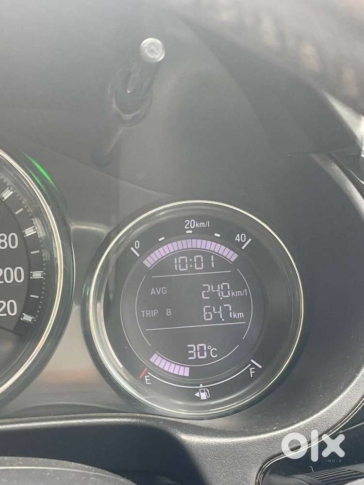 Honda City Zx Diesel 2017 &ndash; Well Maintained  White Pearl
