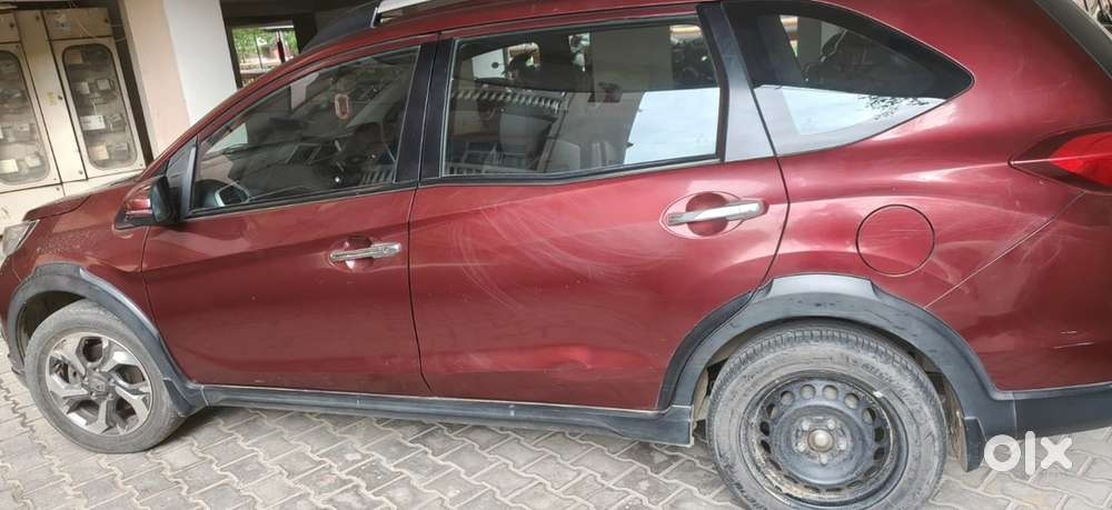 7 Seater Honda Petrol 2017