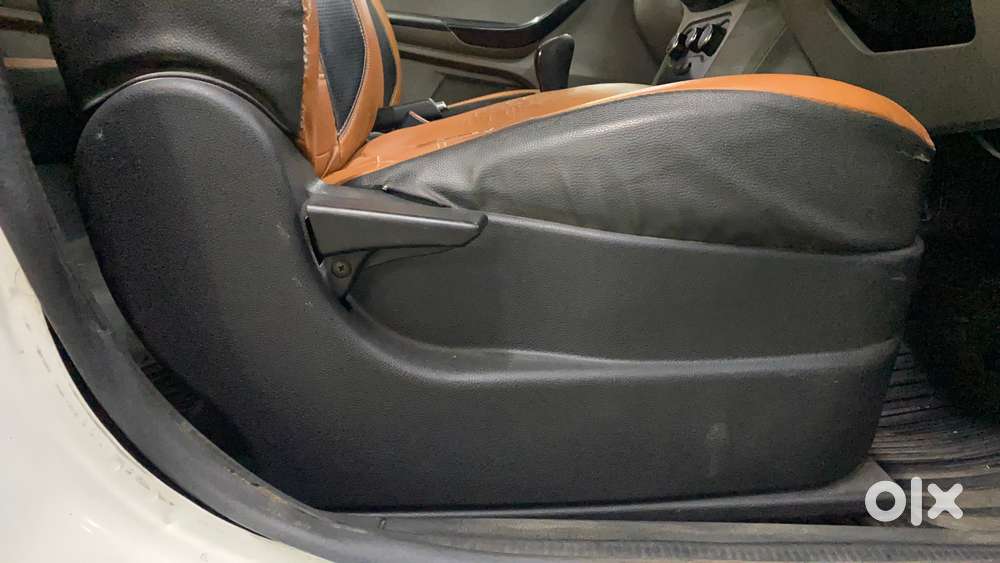 Tata Tiago Xe, 2018, Petrol