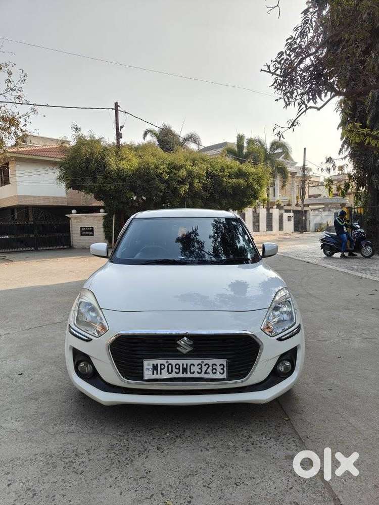 Maruti Suzuki Swift 2018 Zxi, 2019, Petrol