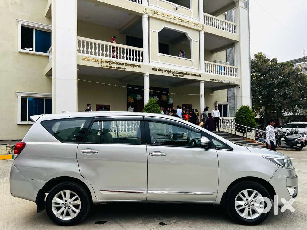 Toyota Innova Crysta 2.4 G Mt, 2017, Diesel