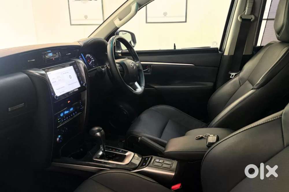 Toyota Fortuner 4x2 At 2.7 Petrol, 2022, Petrol