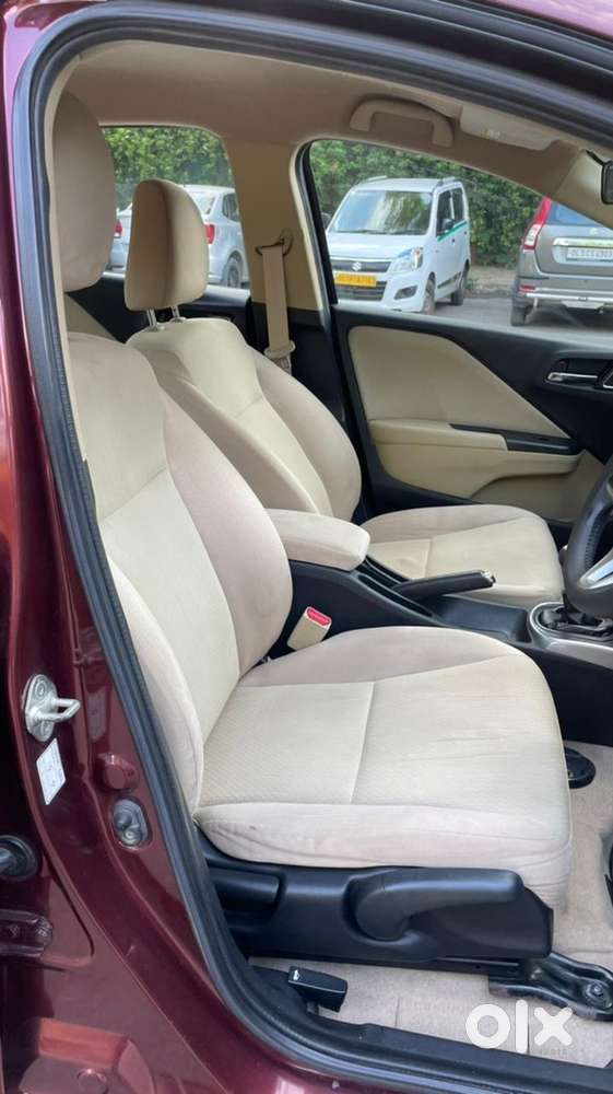 Honda City 1.5 V 2017
