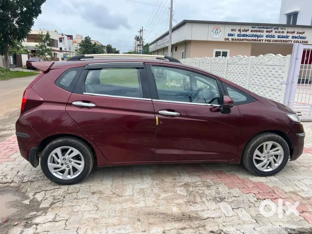 Honda Jazz 2017 Diesel Well Maintained