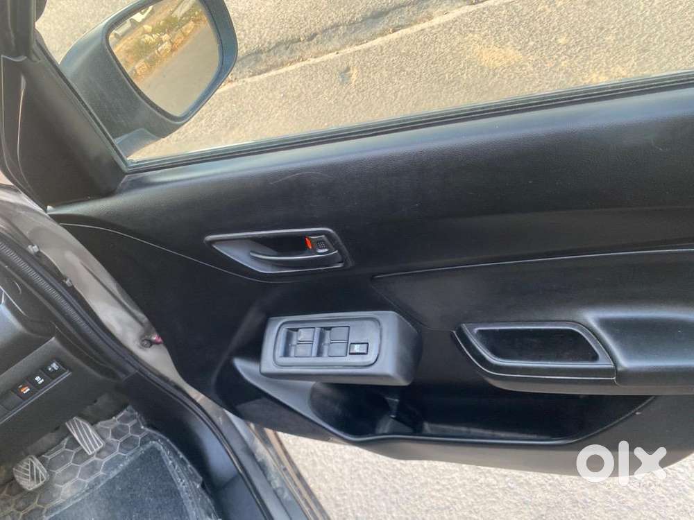 Maruti Suzuki Swift Lxi 2023 November Petrol