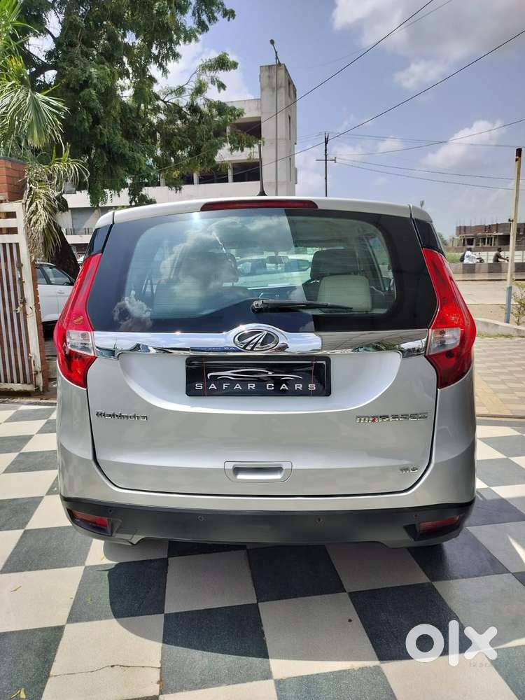 Mahindra Marazzo M8, 2019, Diesel