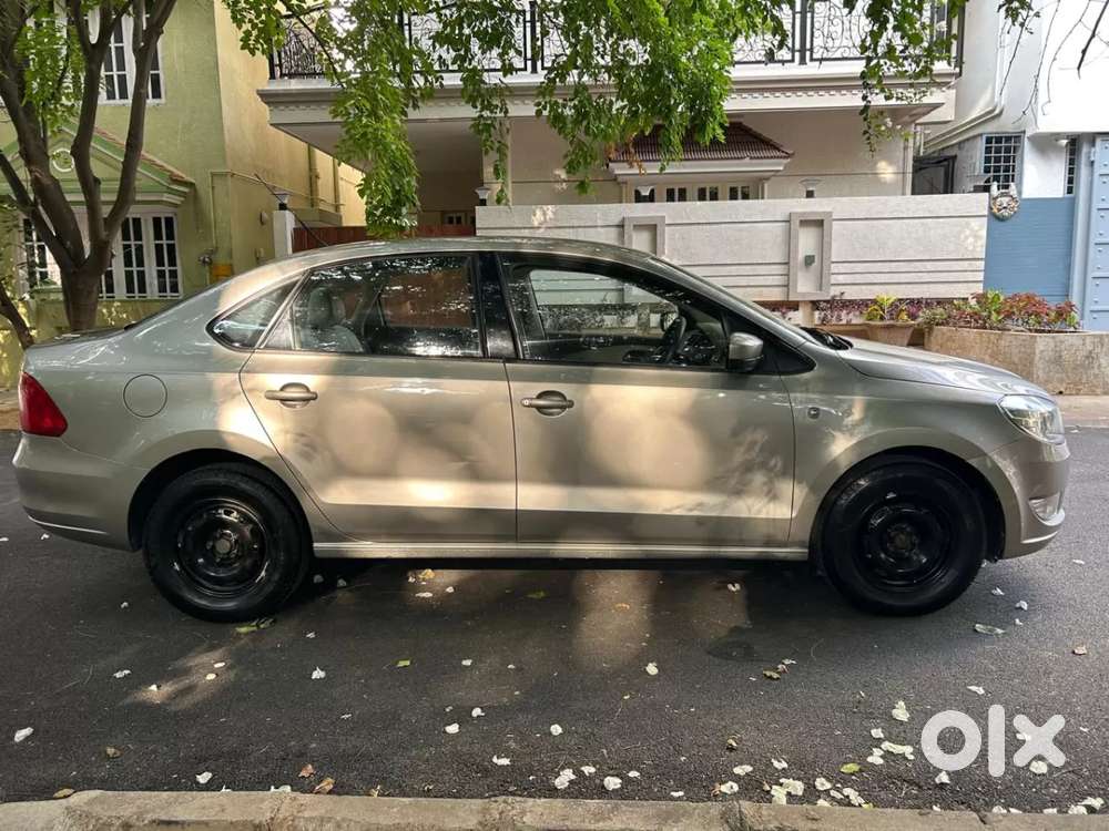 Skoda Rapid 2011-2013 1.6 Mpi Ambition Plus, 2012, Petrol