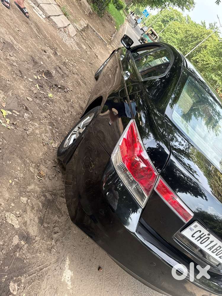Honda Accord Petrol 2010 Car