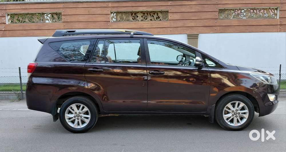 Toyota Innova Crysta 2.8 Gx At, 2017, Diesel