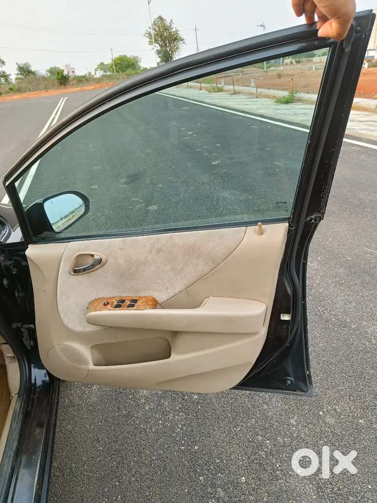 Honda City 2004 Petrol Well Maintained