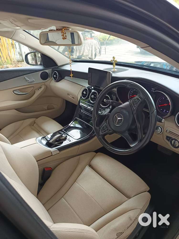 Show Room Condition C220d , Full Option, 27lakh