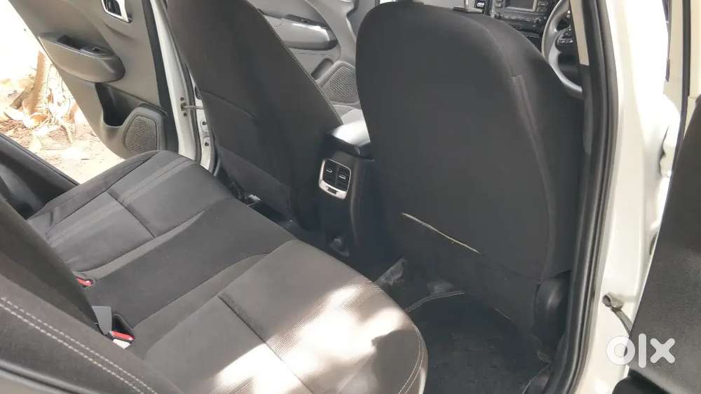 Hyundai Venue Petrol Manual 2021