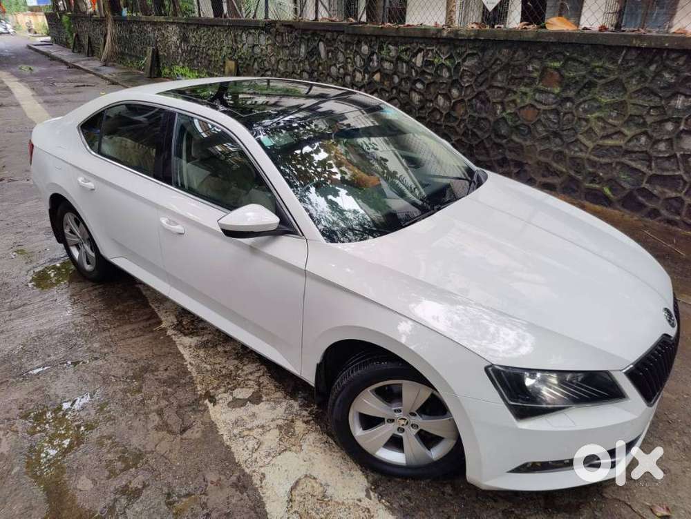 Skoda Superb Style 1.8 Tsi At, 2018, Petrol