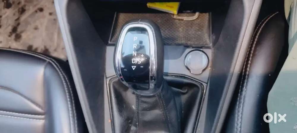 Skoda Kylaq Signature At 2025 Variant